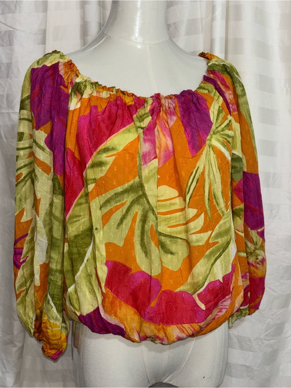C&C California Vibrant Tropical Off-Shoulder Blouse Med NWT